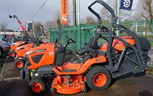 Cortadora de Césped Autopropulsada Kubota BX261 Original, Precio al por Mayor, Tractor Compacto, Máquina Cortadora de Césped de Alta Eficiencia, Cortadora de Pasto para Jardinería - Product Image 3