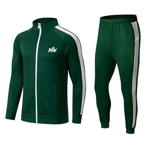 Conjunto Deportivo para Hombre, Tela Elástica Premium, Cómodo, Perfecto para Entrenamiento en el Gimnasio, Correr y Estilo de Vida Activo - Product Image 1