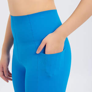 Nuevo sujetador deportivo de alta calidad para mujer, ropa deportiva personalizada con diseño estampado a la moda, ideal para una calidad económica. - Product Image 5