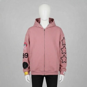 เสื้อแจ็คเก็ตฮู้ดซิปเต็มตัวลายกราฟิกแบบกำหนดเอง พร้อมลายปักดาวที่แขนเสื้อ พิมพ์ตัวเลข ตกแต่งด้วยหมุด ฮู้ดแบบสบายๆ สไตล์สตรีทแวร์ - Product Image 1