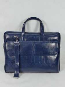 Porte-documents de bureau en cuir PU motif crocodile de qualité supérieure, avec poche avant, doubles poignées, bandoulière réglable, protection intégrée - Product Image 1