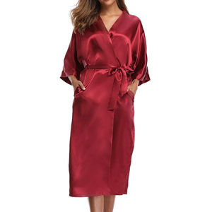 Robes de nuit élégantes en satin thermique coupe ajustée avec option logo frontal, manches courtes, couleur unie - Product Image 4