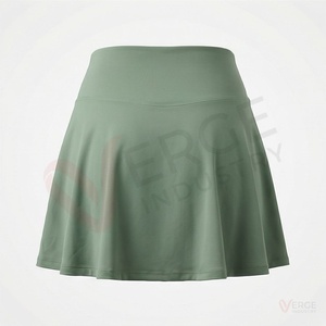 Jupe-short de tennis sportive vert uni taille haute à croisement évasé mini - Product Image 2