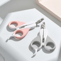 Coupe-ongles pour chat et chien en acier inoxydable avec verrou de sécurité, poignée ergonomique antidérapante, outil de toilettage pour animaux de compagnie