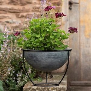 Wall Planters Round Metal Powder Coated Hanging <b>Bracket</b> <b>for</b> Garden Outdoor Use - Product Image 5