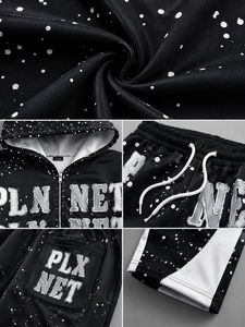 Sweat-shirt à capuche oversize pour homme, noir et blanc, streetwear, en coton tricoté, anti-rétrécissement, imprimé en relief, avec poche avant - Product Image 4