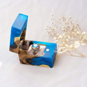 Nuevo Diseño Moderno de Anillo de Boda, Pendientes y Pulsera con Acabado de Resina, Caja de Anillo de Madera, Artículo de Diseño - Product Image 5
