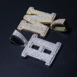 Pendentif personnalisé en argent 925 avec diamant VVS Moissanite, cadeau Hip Hop, pendentif lettre HM, bijoux fins sertis de diamants pour unisexe - Product Image 2