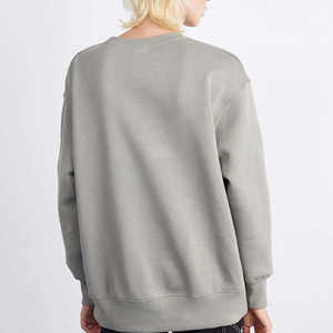 เสื้อสเวตเตอร์ไหมพรมคอกลมทรงโอเวอร์ไซส์สำหรับผู้ชาย แขนเสื้อแบบดรอปโชว์เดอร์ ผ้าฝ้าย สวมใส่สบาย ไม่ยับง่าย เหมาะสำหรับฤดูใบไม้ร่วง - Product Image 3