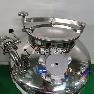 Serbatoio di Miscelazione e Stoccaggio in Acciaio Inox da 500L con Agitatore e Pompa di Scarico - Product Image 4
