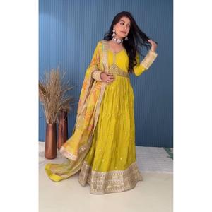 VESTIDO DE TRABAJO BORDADO DE SECUENCIA CHINON FANCY CON MOSTAZA DUPATTA - Product Image 1