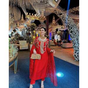 Conjunto de Top y fondo de mujer de diseñador con Dupatta para ropa de fiesta - Product Image 6