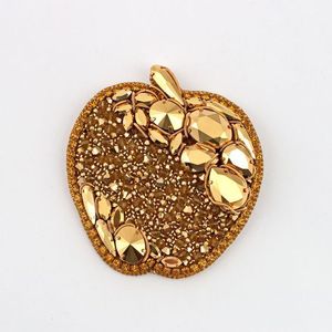 Elegante Broche Bordado con Cuentas Inspirado en la Naturaleza, con Cuentas Cosidas a Mano, Broche Bordado Floral Premium con Cuentas para Mujer - Product Image 3