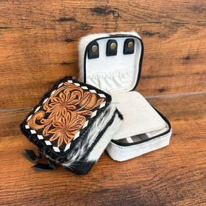 Custom Wholesale Luxury Hand Tooled Leather Necklace Box Travel Jewelry Organizer Case Cowhide Leather Travel Jewelry Case Box - Product Image 4