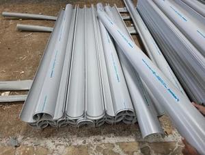 Soporte de Cable de PVC Semicircular para Cableado Abierto, Brazo Cantilever de Pared, Sistema de Gestión de Cables Eléctricos, Uso Industrial - Product Image 6