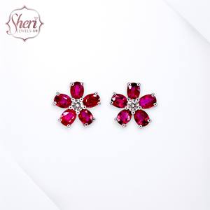 Pendientes de Oro Blanco Sólido de 18K para Mujer, con Forma de Flor Simple, con Diamantes y Rubíes Rojos Naturales, de Sheri Jewels, para Aniversario - Product Image 1