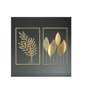 Décoration murale en métal sophistiquée pour intérieur luxueux, sculpture murale élégante en fer forgé. - Product Image 1