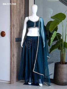 Ensemble Lehenga en Organza de Haute Qualité avec Motif Perlé sur le Côté, Choli Brodé sans Manches et Dupatta – Mode Féminine - Product Image 3