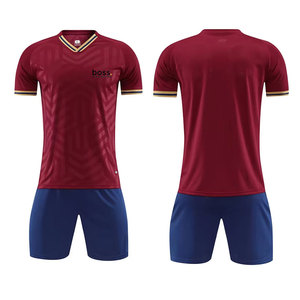 Uniforme de football de haute qualité avec une texture de tissu lisse, uniforme de football pour les sports de plein air et les entraînements quotidiens - Product Image 1