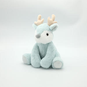 Muestra Disponible: Peluches de Alce Navideño con Bufanda Roja, Logotipo Bordado, Peluche de Reno Suave - Product Image 3