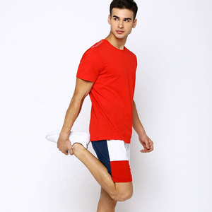 Nuevos pantalones cortos de entrenamiento de diseñador, pantalones cortos de algodón personalizados de estilo urbano con cinta reflectante para hombre - Product Image 4