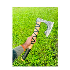 Hache de camping en acier carbone de haute qualité, fabriquée à la main, avec manche en bois, tête crantée, outil de bûcheronnage, personnalisable OEM THEWIZ - Product Image 6
