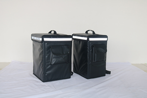 Sac à dos isotherme imperméable noir personnalisé pour les sacs de livraison et de plats à emporter - Product Image 3