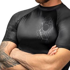 Camiseta de compresión Rash Guard de manga corta personalizada para hombre, para MMA, BJJ, de secado rápido, para fitness, gimnasio, entrenamiento, capa base atlética. - Product Image 4