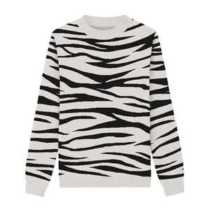 Suéter Personalizado Completamente Tejido con Patrón Jacquard a Cuadros, Jersey de Moda con Cuello Redondo para Mujer - Product Image 5