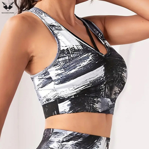 Sujetador deportivo de alta calidad con estampado por sublimación para mujer, transpirable y de color sólido, ideal para yoga, fitness y gimnasio. - Product Image 5