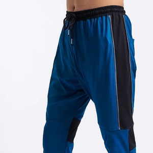 Pantalon de sport décontracté pour homme en coton léger, taille mi-haute, anti-plis, avec motif décoratif, style tendance - Product Image 6