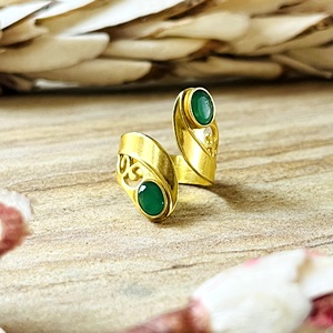 Market Favorite Boho Green Onyx Ring Tribal Brass Band Women 18k Gold Plated Vintage Filigree Bypass <b>Wrap</b> Ring Wholesale/OEM/ODM - Product Image 1