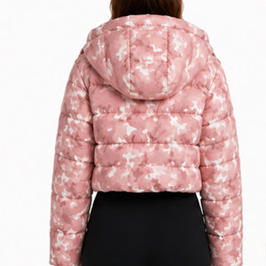 Manteau d'hiver à capuche pour femme, avec isolation épaisse, tissu polyester durable et style parka long élégant - Product Image 2