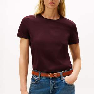 Conjunto de Verano para Mujer al por Mayor, con Logotipo Personalizado OEM, Camiseta y Pantalones Cortos Casuales de Algodón, Traje Deportivo, Fabricante de Ropa para Mujer al por Mayor - Product Image 2