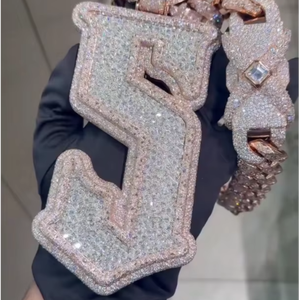 Pendentif personnalisé en argent 925 avec initiale lettre hip-hop sertie de moissanite et diamants, bijoux fins - Product Image 1