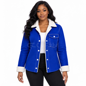 Veste en jean bleu décontractée Cosh International Sisterhood Sorority, col rabattu, doublure en fausse fourrure lavée, fermeture boutonnée - Product Image 3