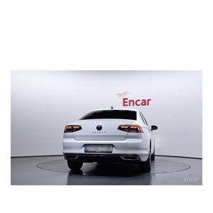 Para Volkswagen Passat 2.0 TDI Premium, abril de 2021, 76,654 km, Diésel, Asientos de Cuero, Volante a la Izquierda, Cámara Trasera - Product Image 4