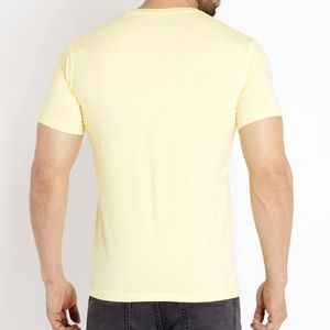 เสื้อยืดผู้ชายคุณภาพพรีเมียม ระบายอากาศได้ดี ผลิตจากผ้าฝ้าย 100% พร้อมโลโก้แบรนด์ของคุณ ดีไซน์ใหม่ล่าสุด เสื้อยืดผู้ชายสีพื้น - Product Image 2
