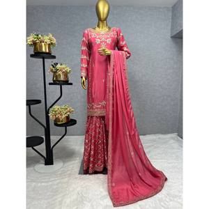 Top de fiesta hermosa para mujer Sharara y Dupatta Conjunto elegante - Product Image 6