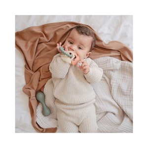 Couverture portable simple en coton avec imprimé soleil, douce couverture d'emmaillotage pour bébé, ton beige clair, design minimaliste - Product Image 4