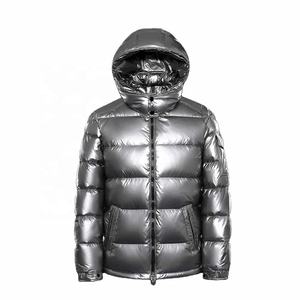 Vente en gros Canard chaud et léger personnalisé Vestes rembourrées en duvet avec capuche en nylon noir pour hommes - Product Image 3