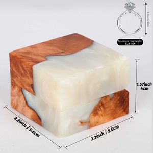 Caja de madera hecha a mano para anillos de boda - estuche para anillos de compromiso con cierre magnético - caja de almacenamiento de joyas de madera vintage para parejas - Product Image 2