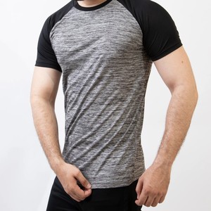T-shirt décontracté pour homme, gris et noir, col rond, coupe classique, manches courtes, 100% coton, séchage rapide, respirant, logo tricoté sur le devant - Product Image 4