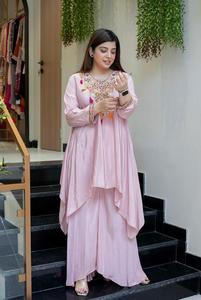 ชุดคุर्ติสไตล์อินเดีย ปากีสถาน ฝรั่งเศส ผ้าเครปสวยหรู ดีไซน์เนอร์ คอร์ดเซ็ต สไตล์บอลลีวูด ชุดลำลองสำหรับงานแต่งงานและงานปาร์ตี้ - Product Image 4