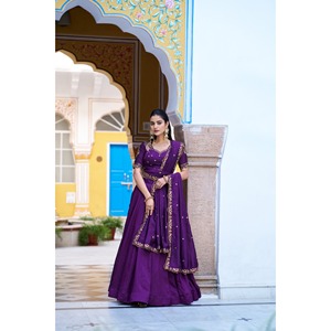Conjunto de lehenga de seda NC rosa Rani para mujer, con lentejuelas y bordados. - Product Image 6