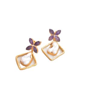 Boucles d'oreilles en laiton de qualité supérieure, plaquées or, avec perles et pierres naturelles brutes, design hautement poli, plaqué or, hypoallergénique, port sûr - Product Image 1