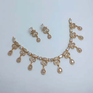 JeweleMarket 10575670BLU Ensemble de collier en diamants américains de style royal, bijoux fins de luxe, imitation perle, alliage de cuivre pour mariée - Product Image 1
