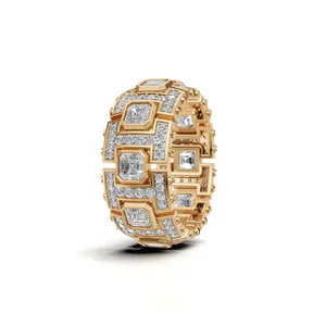 Anillo de Diamantes Titan Grid para Hombre en Oro Amarillo, Corte Redondo y Esmeralda, con Certificado IGI y Claridad VVS, para Venta al Por Mayor - Product Image 2