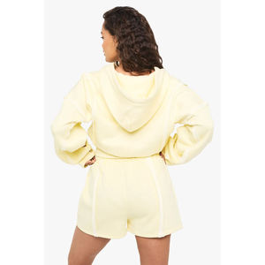 Conjunto deportivo de moda para mujer, con logotipo personalizado, 2 piezas, sudadera con capucha y cremallera doble y pantalones deportivos de pierna ancha. - Product Image 4