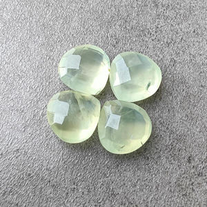 Piedra Preciosa de Prehnita Natural AAA+ con Corte Checker en Forma de Corazón, Calibrada, Tipo Briolette, para la Elaboración de Joyas - Product Image 1